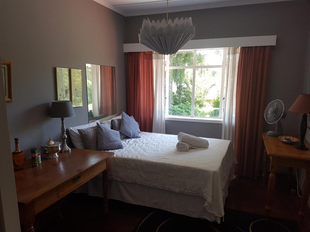 Burnham Road Suite Guest House Bulawayo Exteriér fotografie